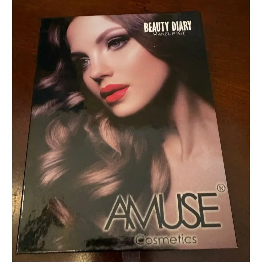 AMUSE COSMETICS - NWTIB - Beauty Diary Makeup Kit,19 Shades for a Complete Look